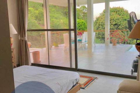 Villa in Ko Samui, Thailand 3 bedrooms № 179928 - photo 13