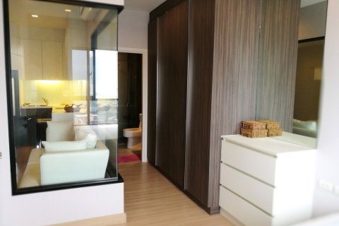 Studio in the Condo in Khlong San, Bangkok, Thailand  № 164547 - photo 4