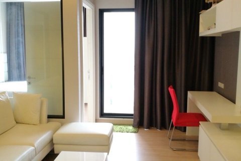 Studio in the Condo in Khlong San, Bangkok, Thailand  № 164547 - photo 2