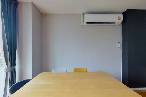 Кондоминиум с 2 спальнями в Ваттхане, Бангкок, Таиланд № 164543 - фото 3