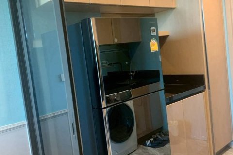 Studio dans le Condo à Watthana, Bangkok, Thaïlande  № 164544 - photo 6