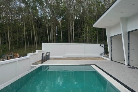 Villa in Ko Samui, Thailand 3 bedrooms № 164546 - photo 9