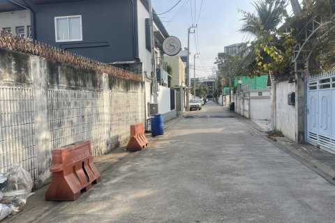 House in Watthana, Bangkok, Thailand 3 bedrooms № 164541 - photo 6