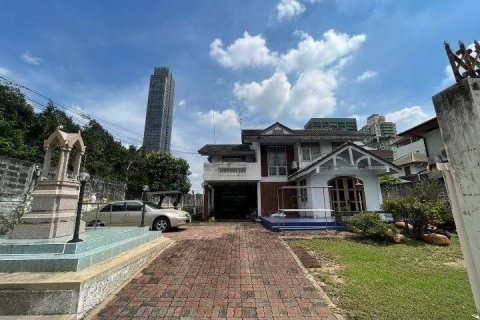House in Watthana, Bangkok, Thailand 3 bedrooms № 164541