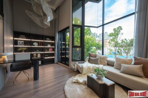 Duplex in Bangkok, Thailand 1 bedroom № 118504 - photo 15