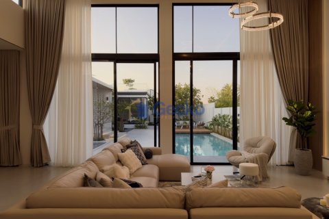 House in Pattaya, Thailand 4 bedrooms № 195888 - photo 14