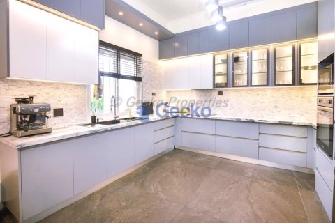 House in Pattaya, Thailand 3 bedrooms № 195887 - photo 14