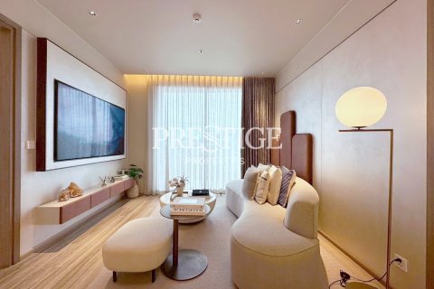 Condo in Pattaya, Thailand, 3 bedrooms № 197816 - photo 2