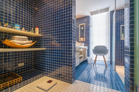 Кондоминиум с 3 спальнями в Бангкоке, Таиланд № 143475 - фото 9