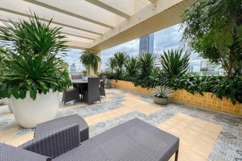 Кондоминиум с 3 спальнями в Бангкоке, Таиланд № 143475 - фото 21