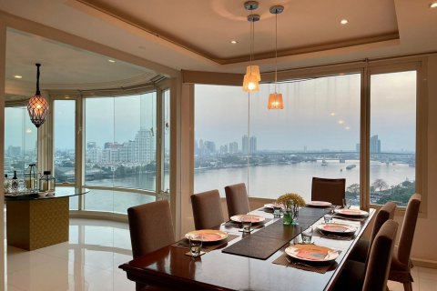 Condo in Sathon, Bangkok, Thailand, 2 bedrooms  № 143474 - photo 2