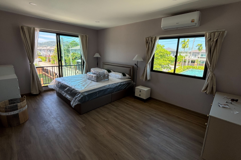 House in Phuket, Thailand 4 bedrooms № 161631 - photo 13