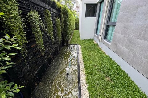 House in Bang Kaeo, Thailand 4 bedrooms № 144918 - photo 18