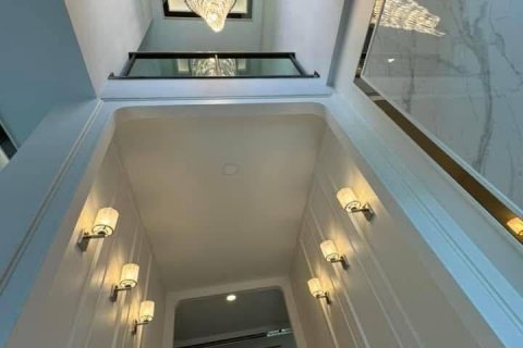 House in Bang Kaeo, Thailand 4 bedrooms № 144918 - photo 20