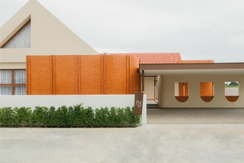 Villa in Hua Hin, Thailand 4 bedrooms № 169906 - photo 17