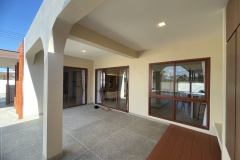 Villa in Hua Hin, Thailand 4 Schlafzimmer № 169905 - Foto 27