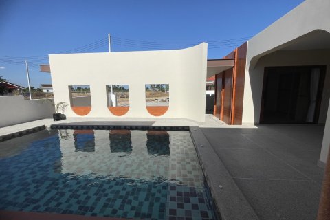 Villa in Hua Hin, Thailand 4 Schlafzimmer № 169905 - Foto 25