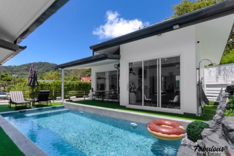 Villa in Rawai, Thailand 5 bedrooms № 179649