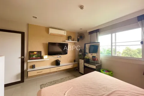 Condominio de 1 dormitorio en Jomtien Beach, Pattaya, Tailandia № 211224 - foto 3