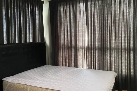 Студия в кондо в Банг Раке, Бангкок, Таиланд № 139787 - фото 4