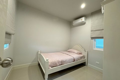 House in Pa Klok, Thailand 4 bedrooms № 154930 - photo 15