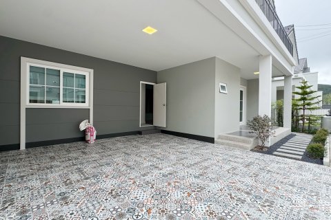 House in Pa Klok, Thailand 4 bedrooms № 154930 - photo 11