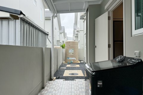 House in Pa Klok, Thailand 4 bedrooms № 154930 - photo 5