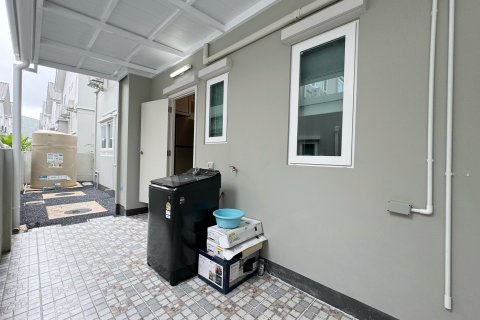 House in Pa Klok, Thailand 4 bedrooms № 154930 - photo 4