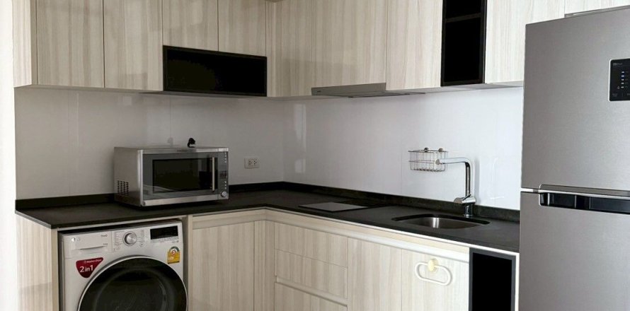 Condo in Watthana, Bangkok, Thailand, 2 bedrooms № 154929
