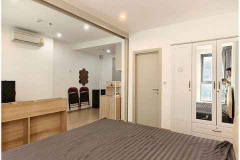 Студия в кондо в Банг Раке, Бангкок, Таиланд № 145373 - фото 5