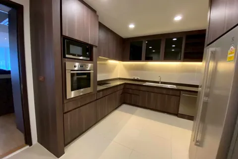 Кондоминиум с 3 спальнями в Ваттхане, Бангкок, Таиланд № 161881 - фото 2