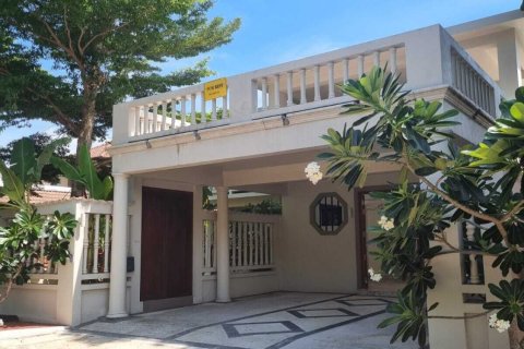 House in Phuket, Thailand 4 bedrooms № 161877 - photo 7