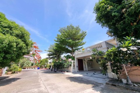 House in Phuket, Thailand 4 bedrooms № 161877 - photo 6