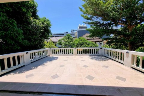 House in Phuket, Thailand 4 bedrooms № 161877 - photo 22