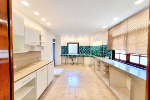 House in Phuket, Thailand 4 bedrooms № 161877 - photo 3