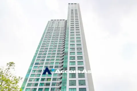 Condominio de 4 dormitorios en Khlong San, Bangkok, Tailandia № 219423