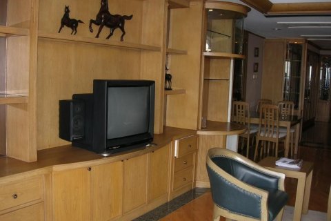 Кондоминиум с 2 спальнями в Ваттхане, Бангкок, Таиланд № 136036 - фото 7