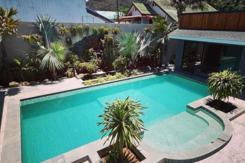 Villa in Phuket, Thailand 4 bedrooms № 150332 - photo 1