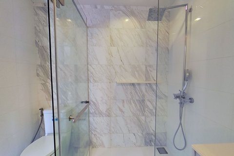 Студия в кондо в Ваттхане, Бангкок, Таиланд № 150333 - фото 5