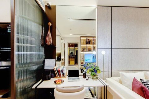 Condo in Khlong Toei, Bangkok, Thailand, 1 bedroom  № 176806 - photo 4