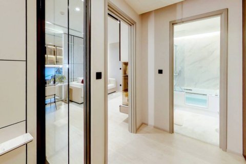 Condo in Khlong Toei, Bangkok, Thailand, 1 bedroom  № 176808 - photo 6