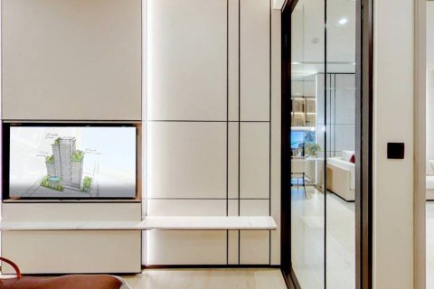 Condo in Khlong Toei, Bangkok, Thailand, 1 bedroom  № 176808 - photo 8