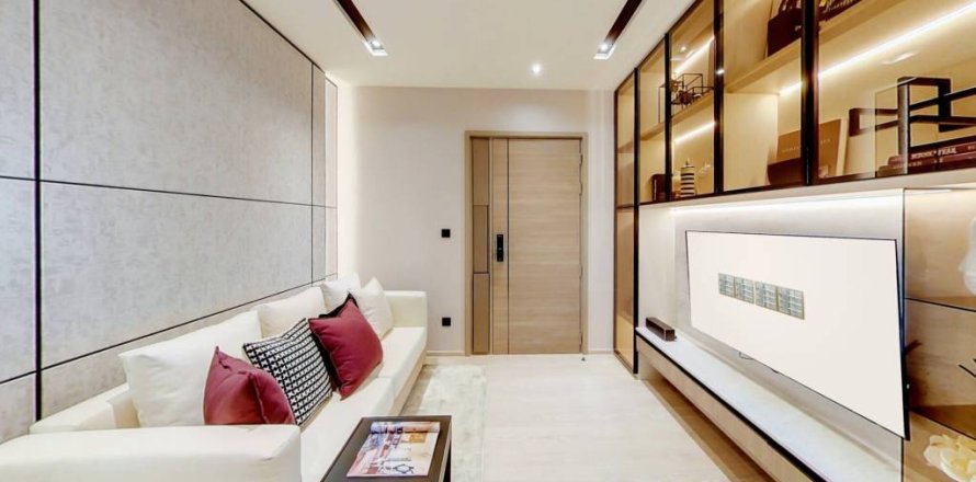 Condo in Khlong Toei, Bangkok, Thailand, 1 bedroom  № 176808