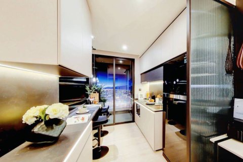 Condo in Khlong Toei, Bangkok, Thailand, 1 bedroom  № 176808 - photo 2
