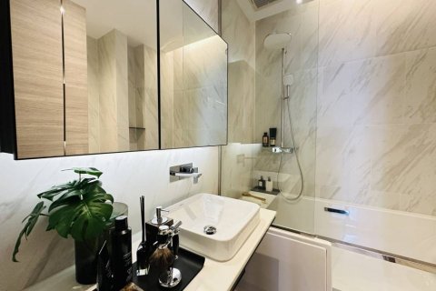 Condo in Khlong Toei, Bangkok, Thailand, 1 bedroom  № 176807 - photo 10