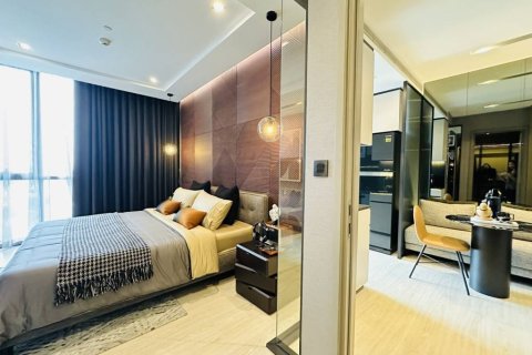 Condo in Khlong Toei, Bangkok, Thailand, 1 bedroom  № 176807 - photo 6