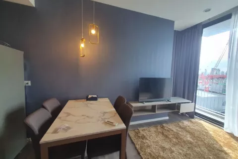 Condo in Phra Khanong, Bangkok, Thailand, 2 bedrooms  № 136561 - photo 2