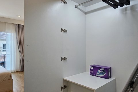 House in Phuket, Thailand 3 bedrooms № 136559 - photo 24