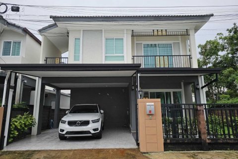 House in Phuket, Thailand 3 bedrooms № 136559