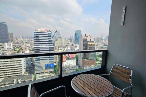 Condo in Bangkok, Thailand, 2 bedrooms  № 143090 - photo 17